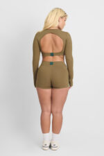 SHORT EMA SOFT SAVANA: shorts femininos esportivos confortáveis na cor savana.