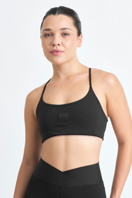 TOP AXY SOFT NANQUIM: Top Axy preto nanquim esportivo.